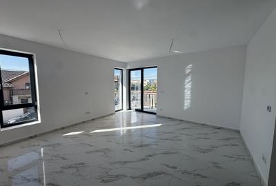 Apartament cu 2 camere decomandat în Giroc