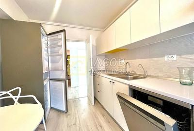 Apartament cu 3 camere semidecomandat în Ștefan cel Mare