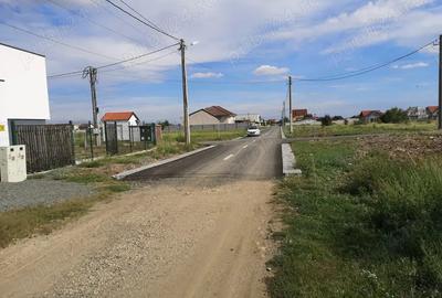 Teren de 916 mp, în Dumbrăvița