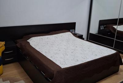 Apartament cu 2 camere semidecomandat în Grivița