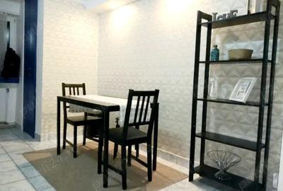 Apartament cu 2 camere decomandat în Central - 1