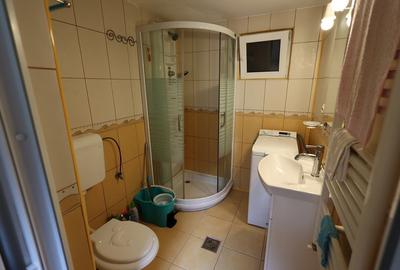 Casă cu 5 camere cu Canalizare în Muncitoresc - 9
