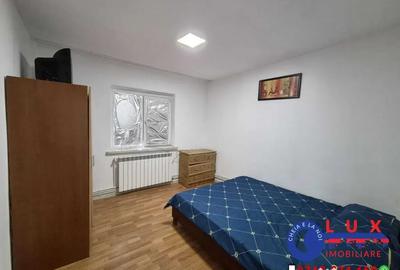 Apartament cu 3 camere semidecomandat în Ultracentral