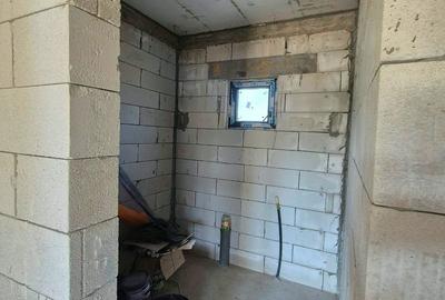 Casă cu 4 camere cu Teren 170 Mp în Central