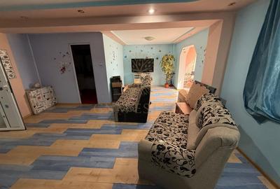 Apartament cu 3 camere decomandat, mobilat în Păcii - 2