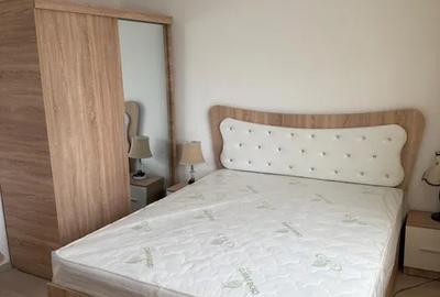 Apartament cu 2 camere decomandat, mobilat în Văcăresti