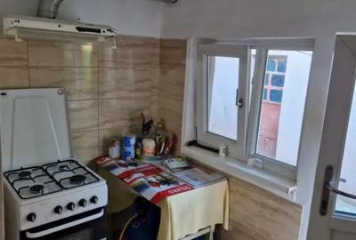 Casă cu 3 camere cu Teren 344 Mp în Central