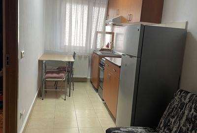 Garsonieră decomandată în Nufărul