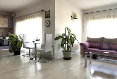 Apartament cu 2 camere decomandat în Băneasa