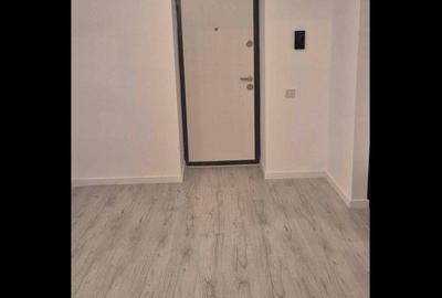 Apartament cu 2 camere în Văcăresti