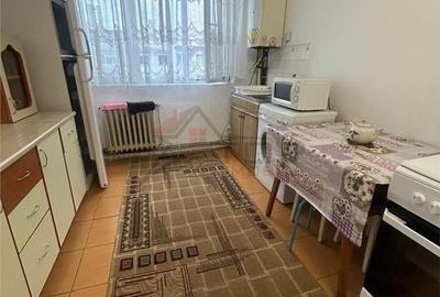 Apartament cu 3 camere decomandat în Alexandru cel Bun - 2