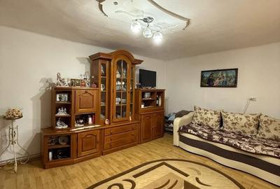 Casă cu 3 camere în Rășinari