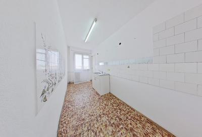 Apartament cu 3 camere decomandat în Aurel Vlaicu