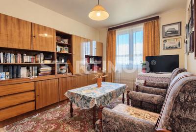 Apartament cu 3 camere decomandat în Vlahuță