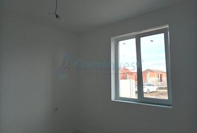 Casă individuală cu 4 camere cu Canalizare în Sântandrei - 6
