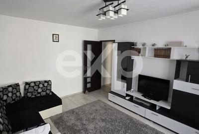 Apartament cu 2 camere semidecomandat, mobilat în Micro 11
