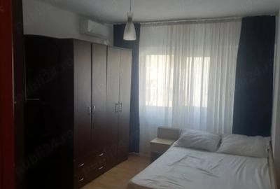 Garsonieră decomandată în Central