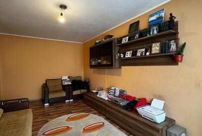 Apartament cu 3 camere decomandat, mobilat în Rahova - 8