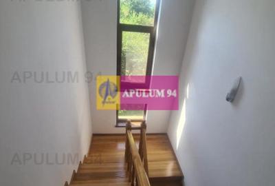 Casă individuală cu 6 camere decomandat cu Canalizare în Liceul Militar - 37