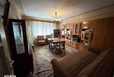 Casă cu 6 camere cu Teren 395 Mp în Central - 10