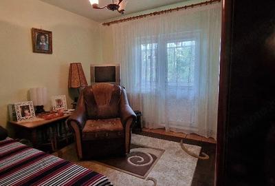 Apartament cu 4 camere decomandat în Mircea cel Bătrân - 9