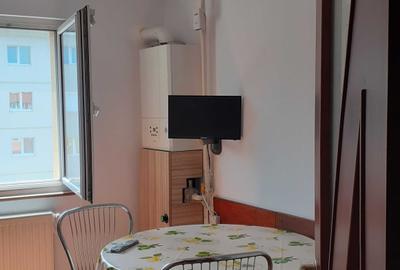 Apartament cu 2 camere decomandat în Astra - 3