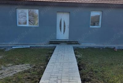 Casă cu 5 camere cu Teren 496 Mp în Central - 7