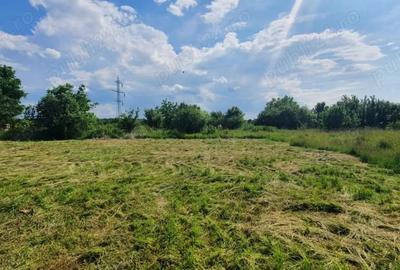 Teren de 3600 mp, în Central - 1