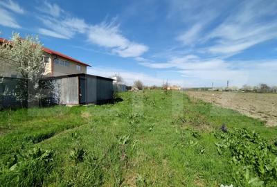 Teren de 1364 mp, în Pielești - 2