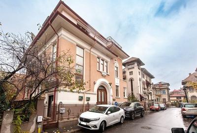 Casă cu 4 camere cu Canalizare în Aviatorilor