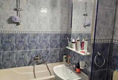 Apartament cu 3 camere decomandat, mobilat în Răcădău - 10