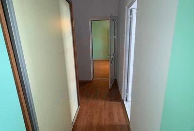 Apartament cu 2 camere, mobilat în Micro 21