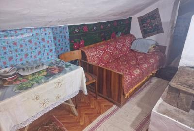 Casă cu 4 camere în Păunești - 6