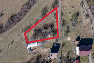 Teren Construcții intravilan de 1260 mp, în Predeluț
