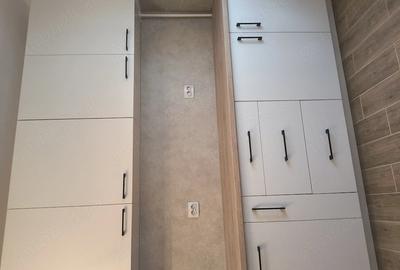 Apartament cu 3 camere decomandat în Soarelui