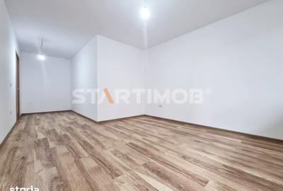 Apartament cu 2 camere decomandat în Tractorul