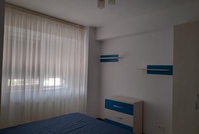 Apartament cu 2 camere semidecomandat în Berceni