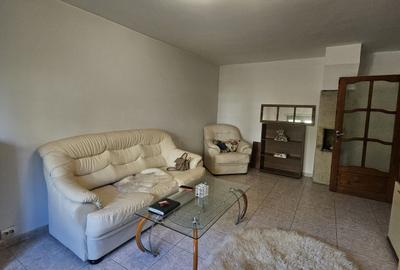 Apartament cu 3 camere decomandat în Cantemir - 16