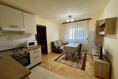 Apartament cu 2 camere decomandat în Zorilor