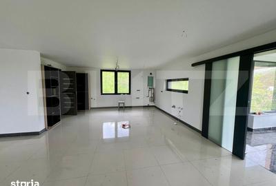 Casă cu 3 camere cu Teren 2600 Mp în Livezile - 9