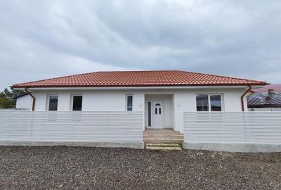 Casă individuală cu 3 camere cu Teren 330 Mp în Samurcași - 1