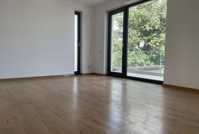 Apartament cu 3 camere decomandat în Bucureștii Noi