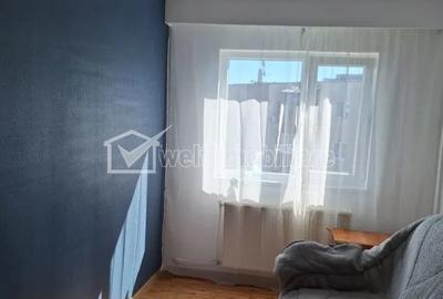 Apartament cu 3 camere semidecomandat, mobilat în Mănăștur