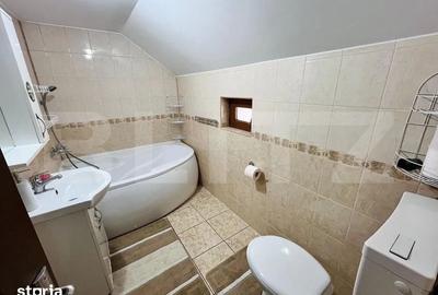 Casă cu 5 camere cu Teren 300 Mp în Central