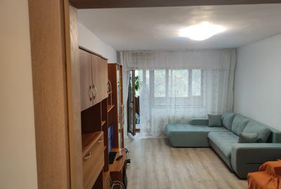 Apartament cu 2 camere decomandat în Militari