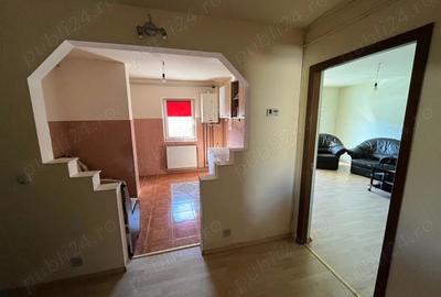 Apartament cu 4 camere decomandat în Central - 8