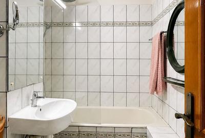 Apartament cu 3 camere decomandat în Terezian - 2