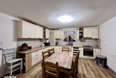 Casă cu 5 camere cu Teren 340 Mp în Central - 14