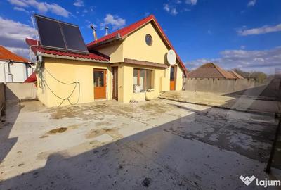 Casă cu 4 camere cu Canalizare în Ultracentral - 11