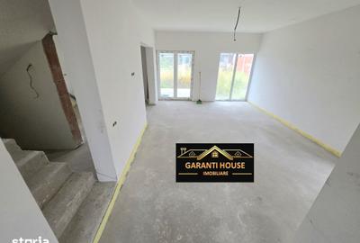 Casă cu 4 camere cu Teren 460 Mp în Recea